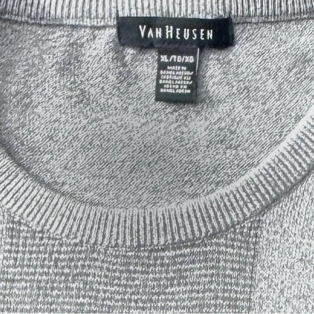 Van Heusen Gray Buffalo Check Cotton Sweater Men’s XL Crewneck Vintage